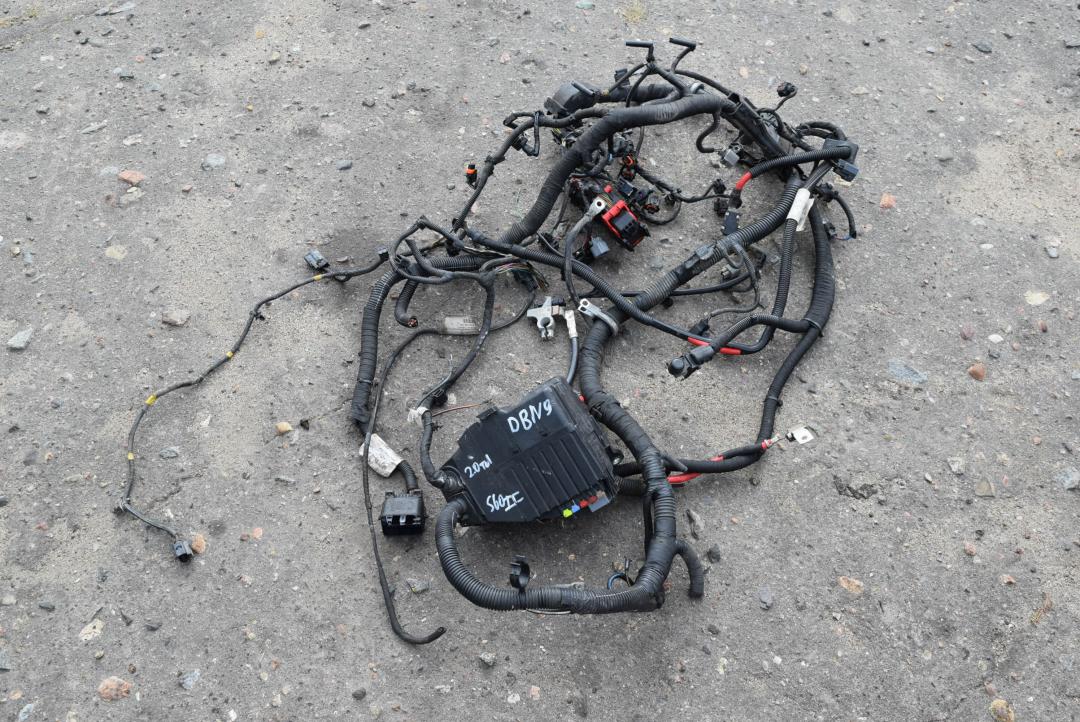 проводка двигателя Volvo S60 2 поколение 2012, 2.0 л., D 5204 T3, дизель, МКПП, седан, передний привод, правый руль, 31376039, 31296241, 31296239 - фото №1