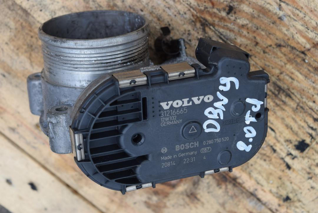 заслонка дроссельная Volvo S60 2 поколение 2012, 2.0 л., D 5204 T3, дизель, МКПП, седан, передний привод, правый руль, 31216665, 0280750520 - фото №1
