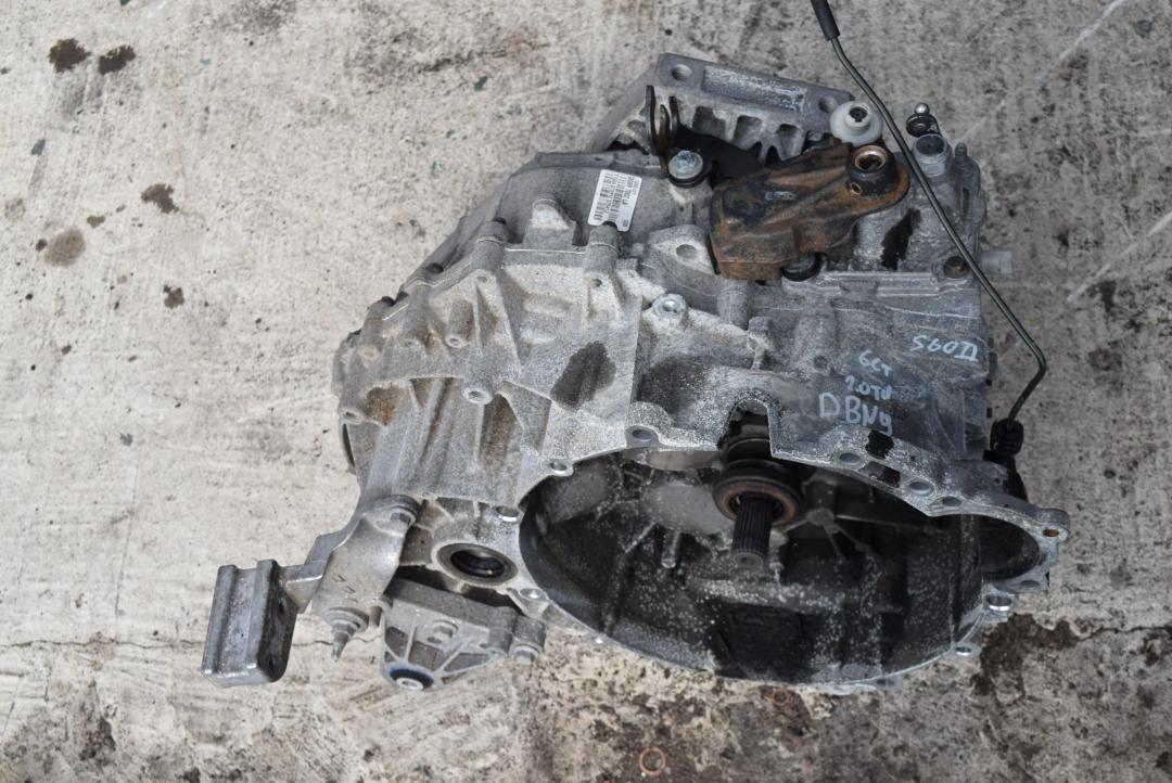 КПП механическая (МКПП) Volvo S60 2 поколение 2012, 2.0 л., D 5204 T3, дизель, МКПП, седан, передний привод, правый руль, 1285121, DG9R7002LA - фото №1