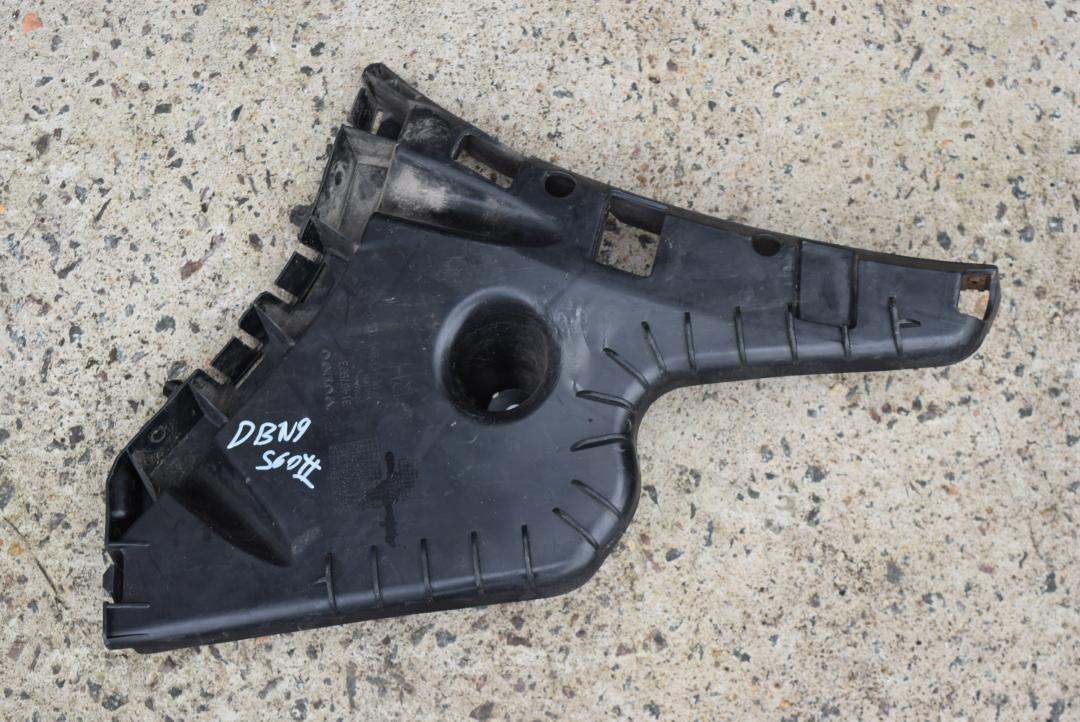 Крепление бампера заднего Volvo S60 2 поколение 2012, 2.0 л., D 5204 T3, дизель, МКПП, седан, передний привод, правый руль, 31407893 - фото №1