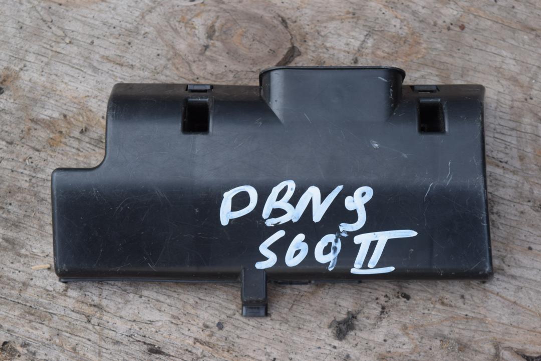 крышка блока предохранителей Volvo S60 2 поколение 2012, 2.0 л., D 5204 T3, дизель, МКПП, седан, передний привод, правый руль, 31314894 - фото №1