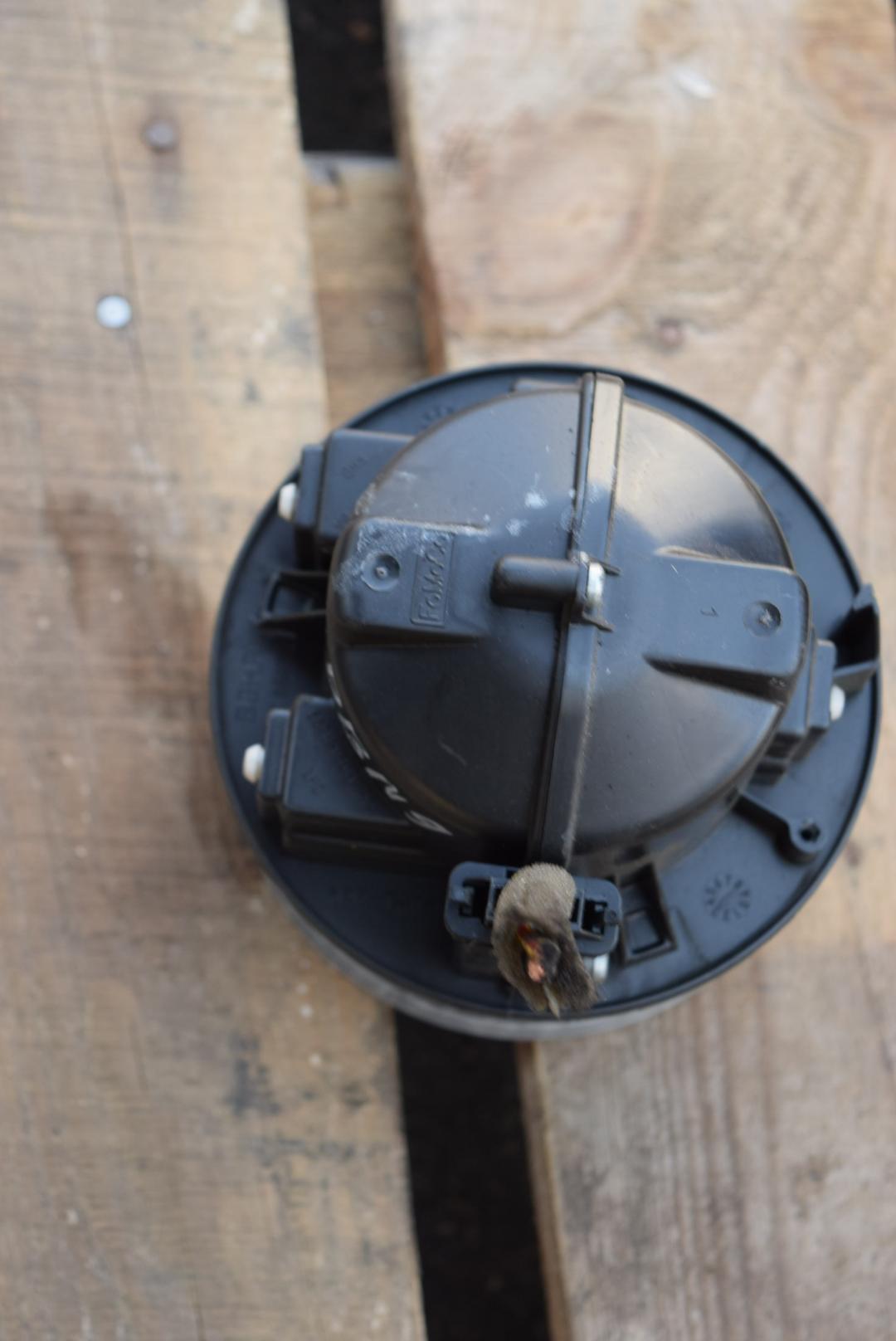 моторчик печки Volvo S60 2 поколение 2012, 2.0 л., D 5204 T3, дизель, МКПП, седан, передний привод, правый руль, 6G9N18D413AA - фото №1