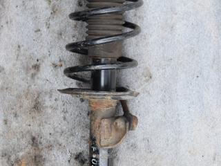 амортизатор передний правый Toyota Urban Cruiser 1 поколение 2012, 1.4 л., 1ND-TV, дизель, МКПП, хетчбэк 5 дв., 4851052E70