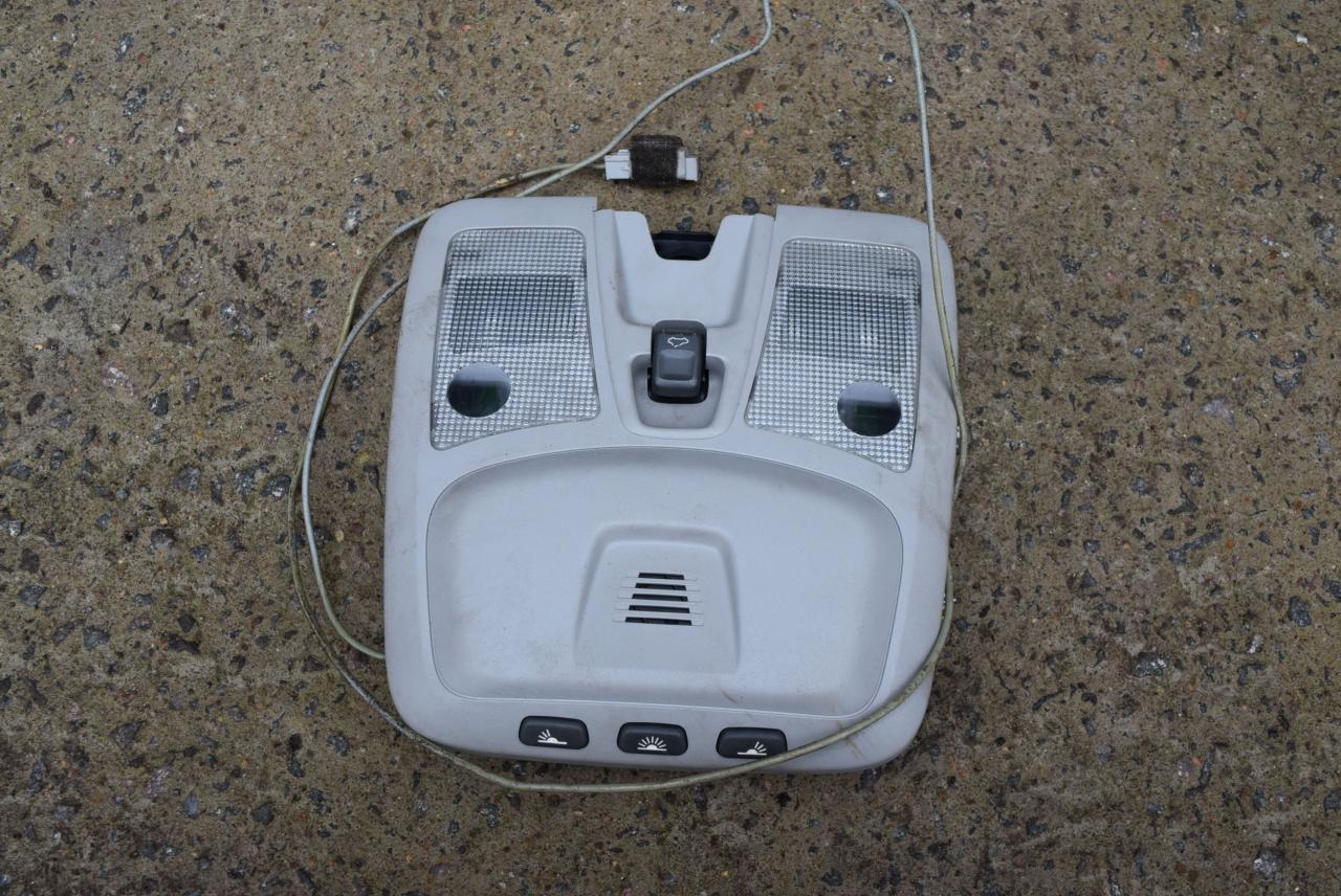 микрофон Volvo XC90 1 поколение 2005, 2.9 л., бензин, АКПП, внедорожник 5 дв., правый руль, 9168160, 30669622 - фото №1