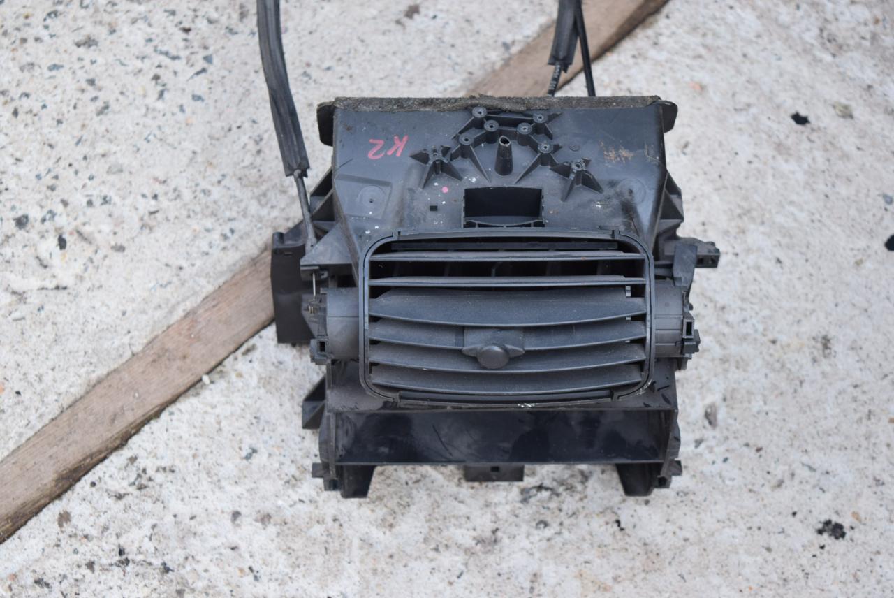 дефлектор обдува салона Smart Fortwo 1 поколение 1999, 0.6 л., бензин, робот, хетчбэк 3 дв., 0001163V019 - фото №1