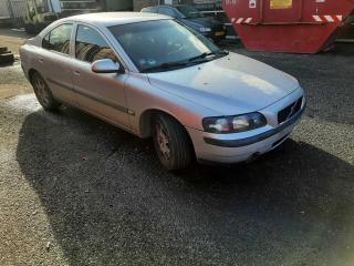 Volvo S60 1 поколение