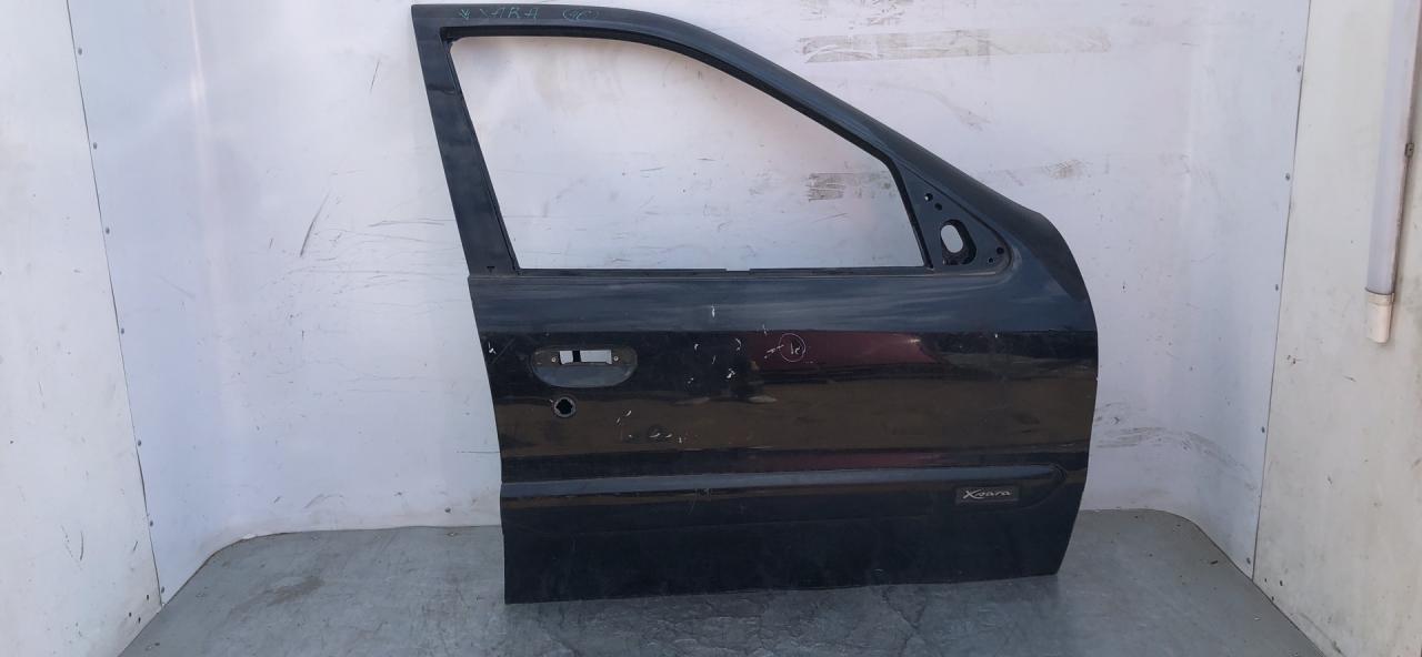 дверь передняя правая Citroen Xsara Picasso 1 поколение 2002, black, универсал - фото №1