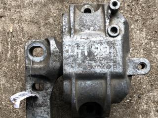 подушка крепления двигателя Volkswagen Passat B6 2007, 1.4 л., бензин, седан