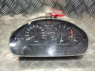 щиток приборов (приборная панель) Mitsubishi Carisma 1 поколение 1996, 1.6 л., бензин, хетчбэк 5 дв.