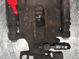 суппорт задний левый Volvo V40 1 поколение [рестайлинг] 2002, 1.9 л., F9Q 419, дизель, 5МКПП, универсал