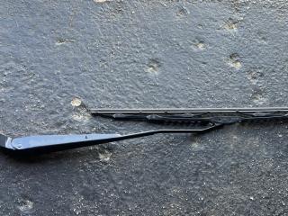 щеткодержатель (поводок стеклоочистителя, дворник) GMC Terrain 2 поколение 2020, 1.5 л., бензин, АКПП, внедорожник 5 дв., передний привод