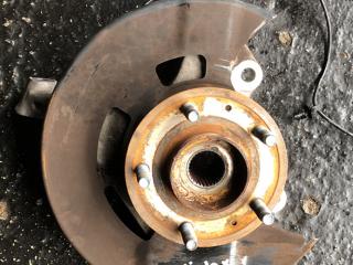 ступица передняя правая Chevrolet Equinox 3 поколение 2019, 1.5 л., бензин, АКПП, внедорожник 5 дв., полный привод