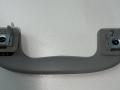 ручка внутренняя потолочная Chevrolet Equinox 3 поколение 2020, 1.5 л., бензин, АКПП, внедорожник 5 дв. - фото №2