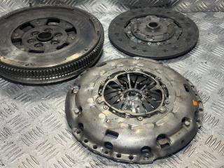 комплект сцепления Skoda Superb 2 поколение 2010, 2.0 л., CFFB, дизель, 6МКПП, бордо, лифтбэк