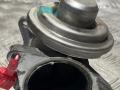 клапан EGR Volkswagen Golf 5 поколение 2007, 1.9 л., BXE, дизель, 5МКПП - фото №2