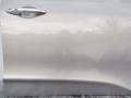 дверь передняя правая Hyundai ix35 1 поколение 2011, 2.0 л., D4HA, дизель, 6МКПП, внедорожник 5 дв. - фото №6