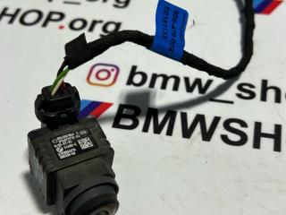 камера бокового обзора BMW 7 серия G11/G12 G12 2018, 6.6 л., N74 B66 B, бензин, АКПП, carbon-schwarz 416, седан, полный привод, правый руль, 6847278