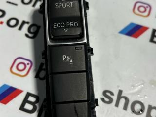 кнопки центрального подлокотника BMW X1 F48 2019, 2.0 л., B48 A20 A, бензин, АКПП, хетчбэк 5 дв., передний привод, правый руль, 9374833