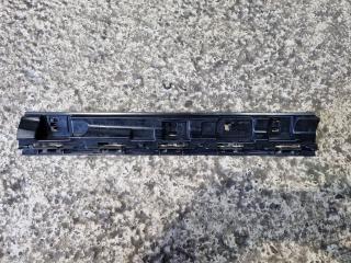 Кронштейн крепления порога BMW X1 F48 2019, 2.0 л., B48 A20 A, бензин, АКПП, хетчбэк 5 дв., передний привод, правый руль, 51777332330
