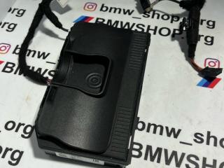 Беспроводное зарядное устройство BMW X5 M F85 2016, 4.4 л., S63 B44 B, бензин, полный привод, правый руль, 6832062