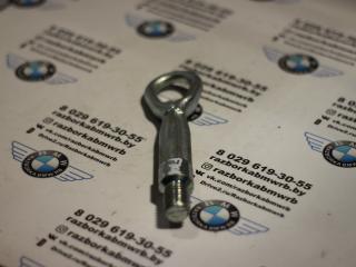 крюк буксировочный BMW 3 серия F30/F31/F34 2013, 2.0 л., дизель, МКПП, белый альпин вайс 300, седан, правый руль