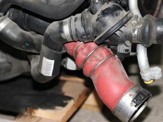 патрубок интеркулера BMW 5 серия F07/F10/F11 2010, 3.0 л., бензин, АКПП, синий, седан, 13717583728