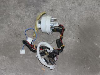 насос топливный BMW 5 серия F07/F10/F11 2012, 2.0 л., бензин, АКПП, белый а300, седан, 16117341301