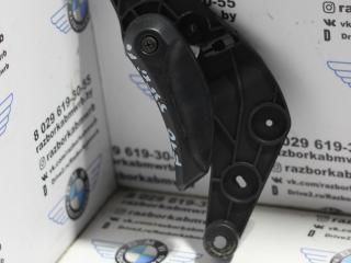 механизм открытия капота (кронштейн в салоне) BMW 5 серия F07/F10/F11 2012, 3.0 л., бензин, АКПП, черный, седан, 51239114002
