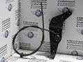 механизм открытия капота (кронштейн в салоне) BMW 7 серия F01/F02 2011, 4.4 л., бензин, АКПП, черный, седан, 51239114002 - фото №2