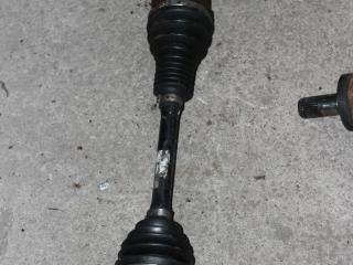 полуось передняя левая (приводной вал, ШРУС) BMW 7 серия F01/F02 2011, 4.4 л., N63 B44 A, бензин, АКПП, седан, 31607606027