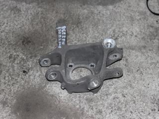 кулак задний левый BMW 5 серия F07/F10/F11 2011, 2.0 л., дизель, МКПП, черный 475, седан, правый руль, 33326793769