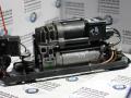 компрессор пневмоподвески BMW 7 серия F01/F02 [рестайлинг] 2013, 3.0 л., дизель, АКПП, black sapphire metallic (475), седан, правый руль, 37206875176 - фото №2