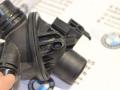 термостат BMW 5 серия F07/F10/F11 2010, 3.0 л., бензин, АКПП, синий, седан, 11537601159 - фото №4