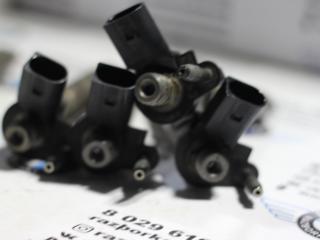 форсунка BMW X5 M E70 2012, 3.0 л., N57 D30 A, дизель, АКПП, внедорожник 5 дв., 7805428