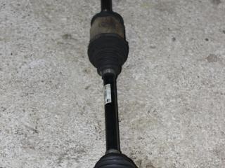 полуось передняя правая (приводной вал, ШРУС) BMW X3 F25 2014, 2.0 л., бензин, АКПП, tiefseeblau metallic (a76), внедорожник 5 дв., 7598028