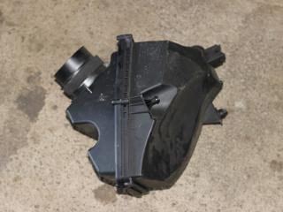корпус воздушного фильтра BMW 7 серия G11/G12 G11 2019, 4.4 л., бензин, АКПП, белый, седан, полный привод, правый руль, 7934475