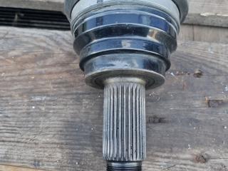 полуось передняя левая (приводной вал, ШРУС) BMW X5 F15 2018, 5.0 л., дизель, АКПП, 475 black saphire metallic, внедорожник 5 дв., полный привод, правый руль, 7622913