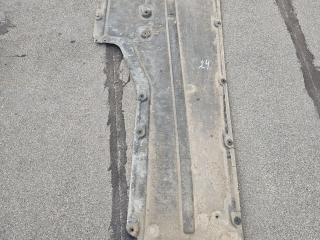 защита днища BMW 5 серия G30/G31 G31 2018, 2.0 л., B48 B20 B, бензин, АКПП, a90 (sophistograu), универсал, задний привод, правый руль, 7340779