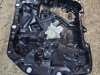 стеклоподъемник передний правый BMW X6 M F96 2021, 4.4 л., S63 B44 B, бензин, АКПП, внедорожник 5 дв.