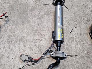 стабилизатор подвески передний BMW X6 M F96 2021, 4.4 л., S63 B44 B, бензин, АКПП, 475 black saphire metallic, внедорожник 5 дв., полный привод, 6899790