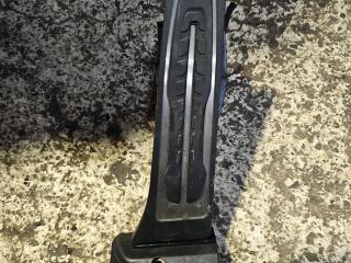 педаль BMW M4 G82/G83 G82 2022, 3.0 л., S58B30A, бензин, АКПП, c17 brands-hatch-grey metallic, купе, задний привод, 6889924