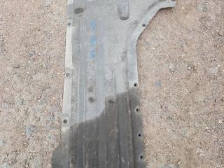 защита днища BMW X6 M F96 2021, 4.4 л., S63 B44 B, бензин, АКПП, 475 black saphire metallic, внедорожник 5 дв., полный привод, 7424881