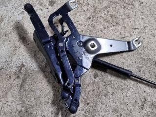 петля капота правая BMW X6 F16 2016, 4.0 л., дизель, АКПП, полный привод, правый руль, 7294530