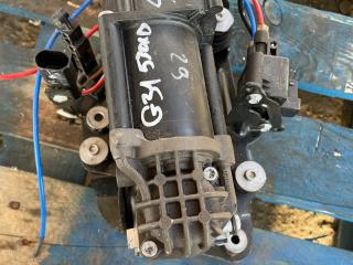 компрессор пневмоподвески BMW 5 серия G30/G31 2017, 3.0 л., B57 D30 A, дизель, АКПП, универсал, полный привод, правый руль, 37206886721