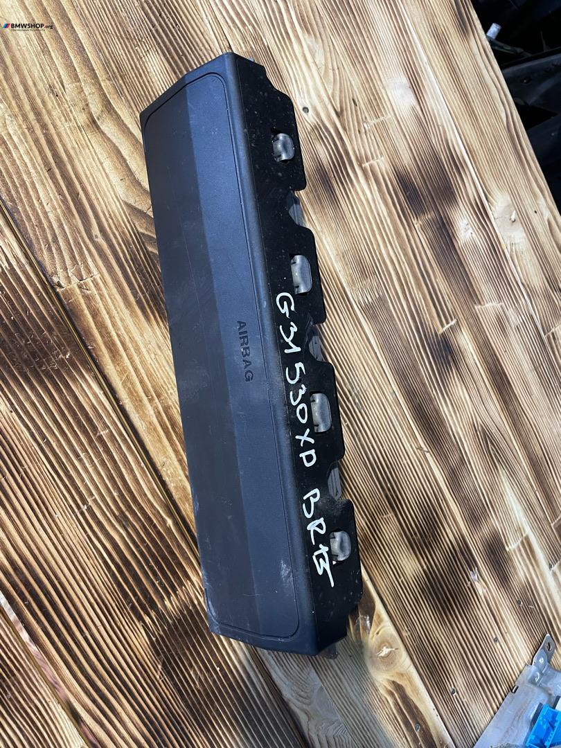 подушка безопасности коленная BMW 5 серия G30/G31 2017, 3.0 л., B57 D30 A, дизель, АКПП, универсал, полный привод, правый руль, 72116820576 - фото №1