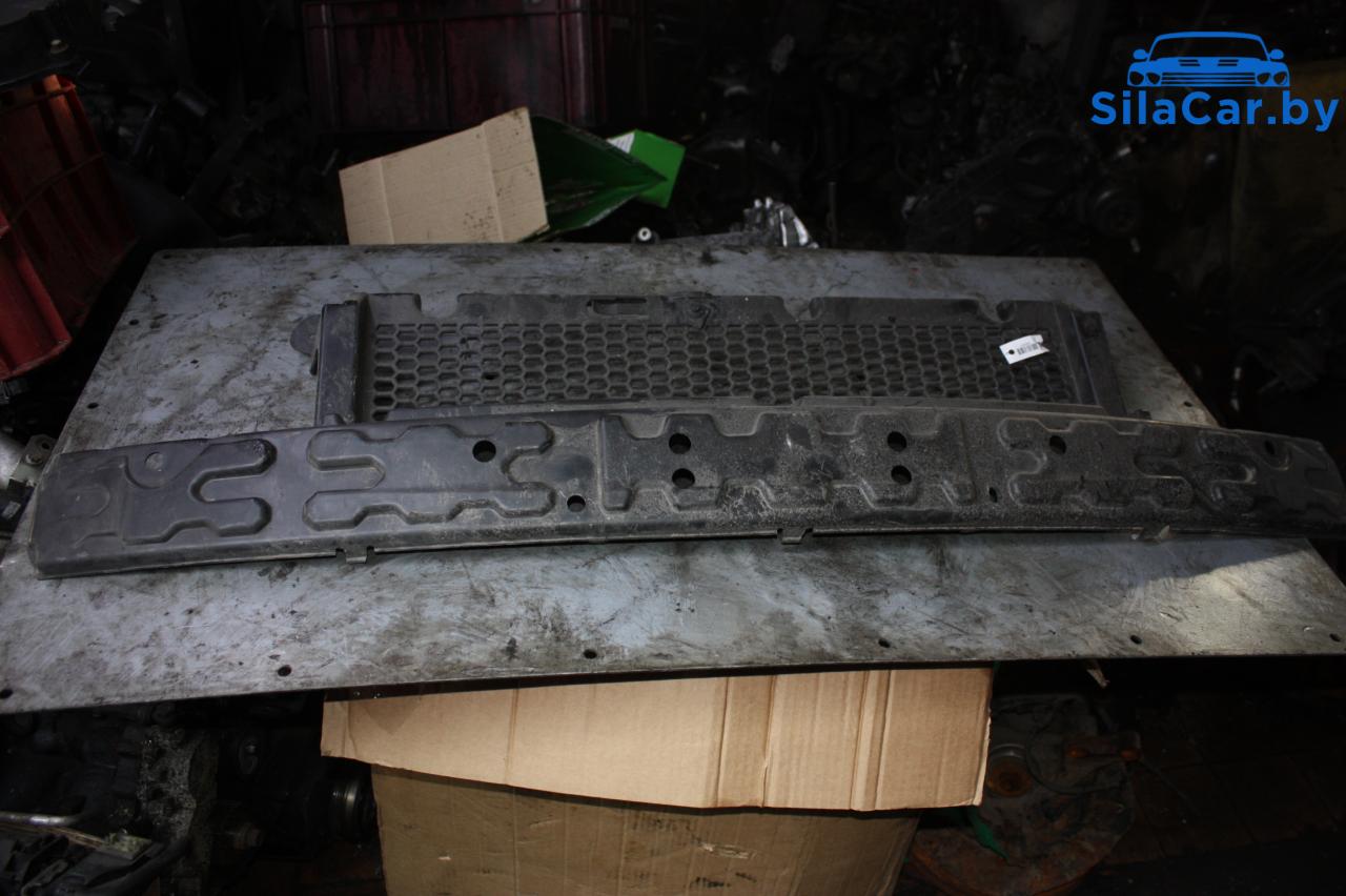 усилитель бампера переднего Chrysler Voyager 5 поколение 2008 - фото №1