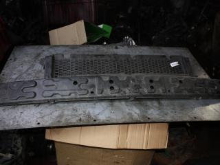 усилитель бампера переднего Chrysler Voyager 5 поколение 2008