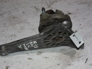 подушка крепления КПП Audi A6 4B/C5 [рестайлинг] 2001, 2.4 л., бензин