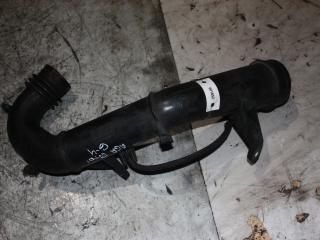 патрубок интеркулера Volkswagen Golf 4 поколение 1999, 1.9 л., дизель, 1J0129654C