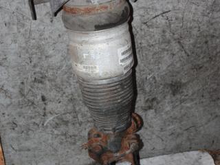 пневмостойка передняя Volkswagen Touareg 1 поколение 2005